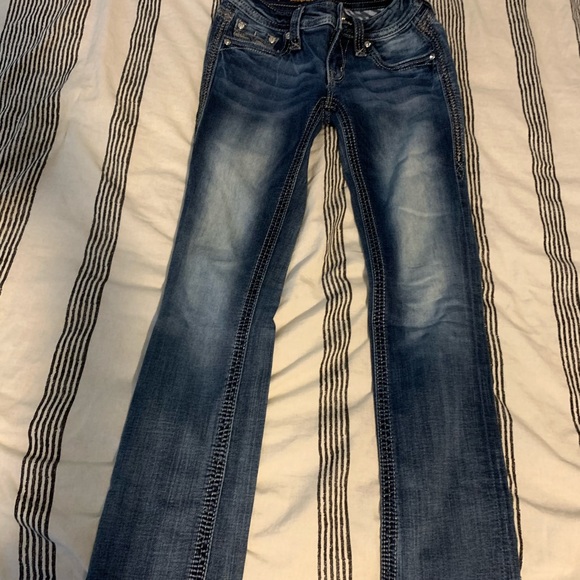 Rock Revival Jeans - Picture 3 of 3